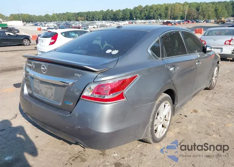 2014 Nissan Altima 2.5 Sv z USA, uszkodzony, nr VIN 1N4AL3AP0EC204057